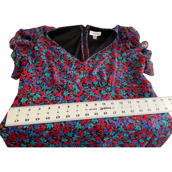 Calvin Klein Women's 10 Red Blue Floral Dress Polyester Short Sleeve V-Neck - Picture 5 of 11